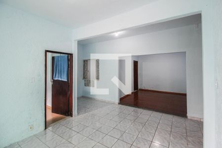 Sala de casa para alugar com 3 quartos, 225m² em Vila Norma, Mesquita