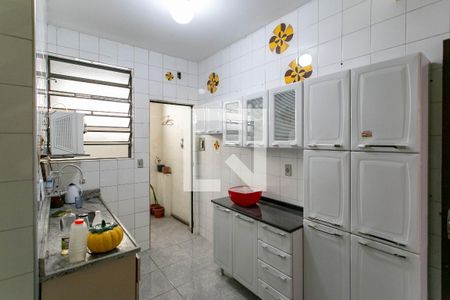 Cozinha de casa para alugar com 2 quartos, 70m² em Santa Branca, Belo Horizonte