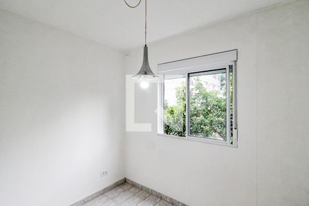 Quarto 2 de apartamento para alugar com 2 quartos, 43m² em Granja Julieta, São Paulo