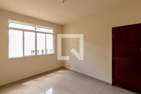 Sala de apartamento para alugar com 3 quartos, 70m² em Padre Eustáquio, Belo Horizonte