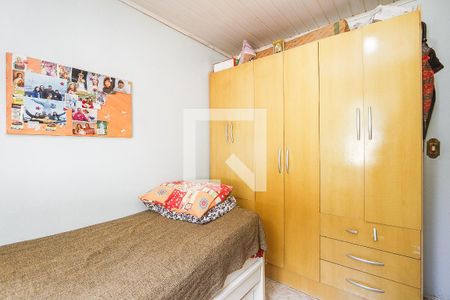 Quarto 1 de casa à venda com 2 quartos, 60m² em Passo da Areia, Porto Alegre