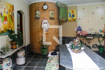 Casa à venda com 761m², 3 quartos e 6 vagas Casa à venda com 761m², 3 quartos e 6 vagasChurrasqueira