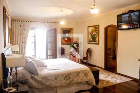 Casa à venda com 761m², 3 quartos e 6 vagas Casa à venda com 761m², 3 quartos e 6 vagasSuíte 1