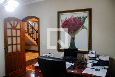 Casa à venda com 761m², 3 quartos e 6 vagas Casa à venda com 761m², 3 quartos e 6 vagasEscritório