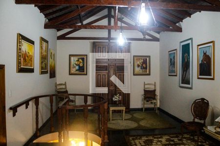 Casa à venda com 761m², 3 quartos e 6 vagas Casa à venda com 761m², 3 quartos e 6 vagasSótão