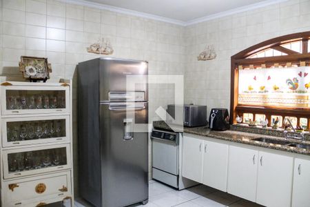 Casa à venda com 761m², 3 quartos e 6 vagas Casa à venda com 761m², 3 quartos e 6 vagasCozinha
