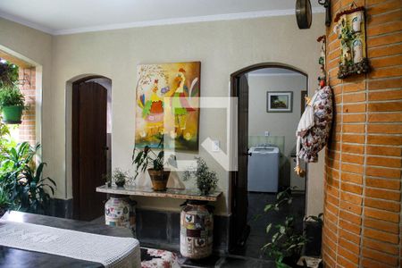 Casa à venda com 761m², 3 quartos e 6 vagas Casa à venda com 761m², 3 quartos e 6 vagasChurrasqueira