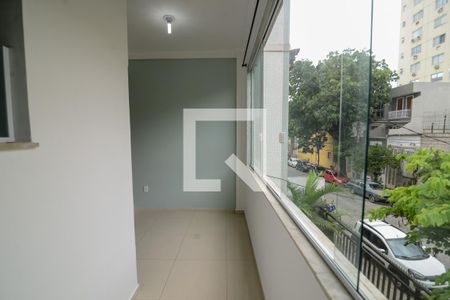 Sala de apartamento para alugar com 2 quartos, 75m² em Tijuca, Rio de Janeiro