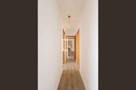 Corredor de apartamento à venda com 3 quartos, 70m² em Vila Aricanduva, São Paulo