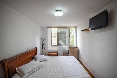 Apartamento à venda com 180m², 4 quartos e 4 vagas Apartamento à venda com 180m², 4 quartos e 4 vagasSuíte