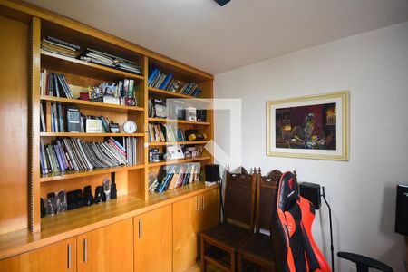 Apartamento à venda com 180m², 4 quartos e 4 vagas Apartamento à venda com 180m², 4 quartos e 4 vagasQuarto 1