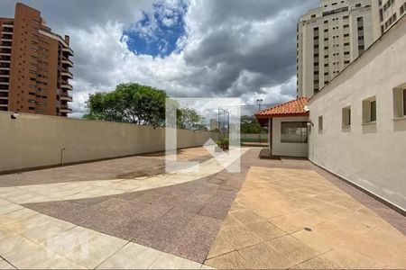 Apartamento à venda com 180m², 4 quartos e 4 vagas Apartamento à venda com 180m², 4 quartos e 4 vagasPista de caminhada