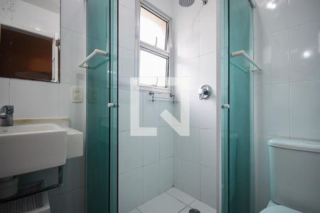 Apartamento à venda com 180m², 4 quartos e 4 vagas Apartamento à venda com 180m², 4 quartos e 4 vagasBanheiro suíte