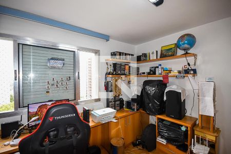 Apartamento à venda com 180m², 4 quartos e 4 vagas Apartamento à venda com 180m², 4 quartos e 4 vagasQuarto 1