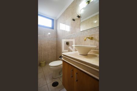 Apartamento à venda com 180m², 4 quartos e 4 vagas Apartamento à venda com 180m², 4 quartos e 4 vagasLavabo