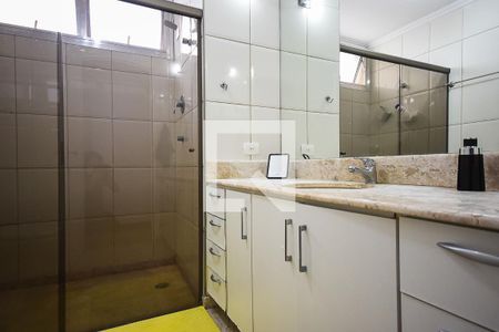 Apartamento à venda com 180m², 4 quartos e 4 vagas Apartamento à venda com 180m², 4 quartos e 4 vagasBanheiro