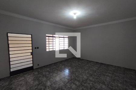 Sala de casa para alugar com 2 quartos, 130m² em Vila Tibério, Ribeirão Preto