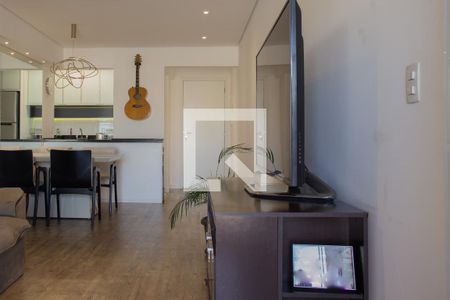 Sala de tv  de apartamento à venda com 3 quartos, 75m² em Vila Morse, São Paulo