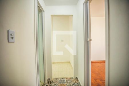 Corredor - Quartos de apartamento para alugar com 2 quartos, 50m² em Mirandópolis, São Paulo