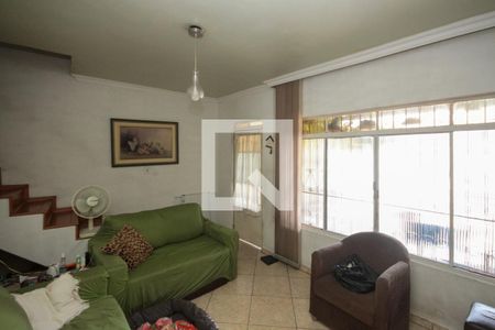 Sala de casa à venda com 3 quartos, 250m² em Parque Santo Eduardo, São Paulo