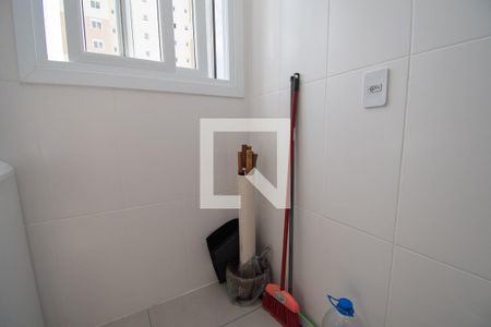 lavanderia de apartamento à venda com 2 quartos, 57m² em Pátria Nova, Novo Hamburgo