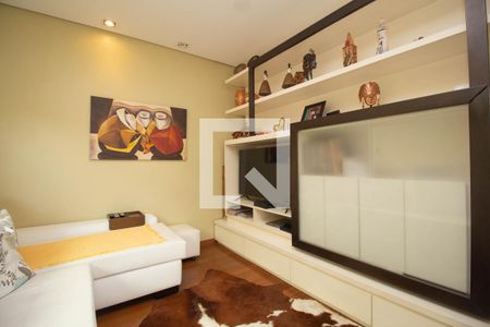 Sala de TV de casa à venda com 6 quartos, 560m² em City América, São Paulo