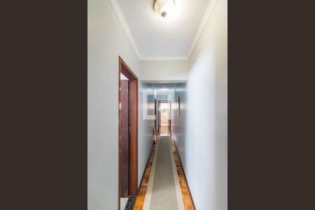 Corredor de casa à venda com 3 quartos, 260m² em Paraíso, Santo André