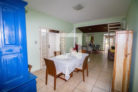 Sala de Jantar de casa à venda com 5 quartos, 360m² em Filadélfia, Betim