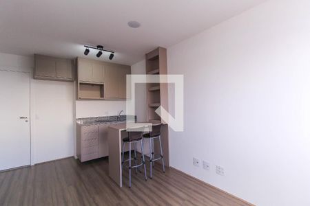 Sala de apartamento para alugar com 2 quartos, 40m² em Quarta Parada, São Paulo