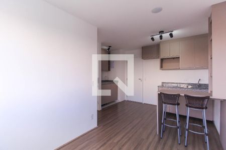 Sala de apartamento para alugar com 2 quartos, 40m² em Quarta Parada, São Paulo