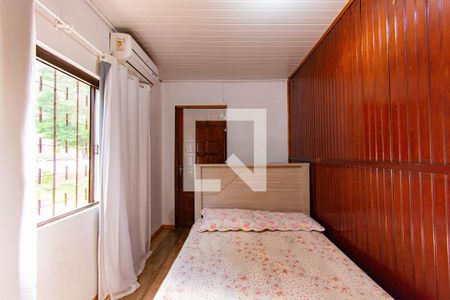 Quarto  de casa à venda com 4 quartos, 140m² em Igara, Canoas