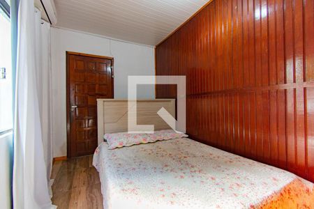 Quarto  de casa à venda com 4 quartos, 140m² em Igara, Canoas