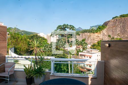 Casa à venda com 125m², 3 quartos e 1 vaga Casa à venda com 125m², 3 quartos e 1 vagaterraço