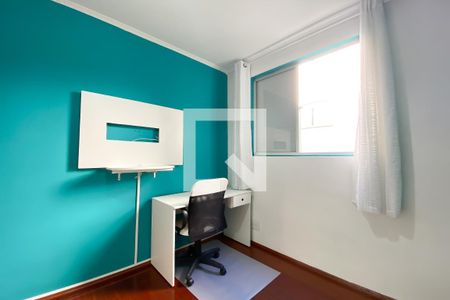 Quarto 1 de apartamento para alugar com 2 quartos, 45m² em Vila Yolanda, Osasco