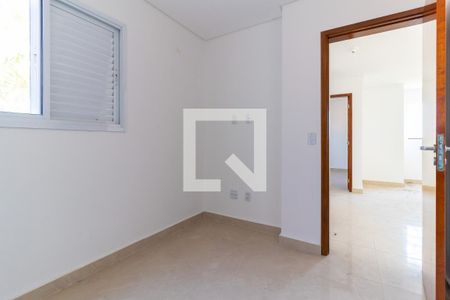 Quarto 1 de apartamento para alugar com 2 quartos, 42m² em Vila Curuçá Velha, São Paulo