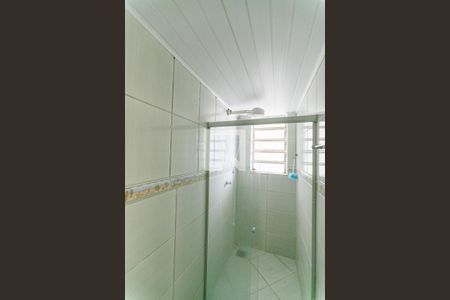 Banheiro de apartamento à venda com 1 quarto, 42m² em Cristo Redentor, Porto Alegre