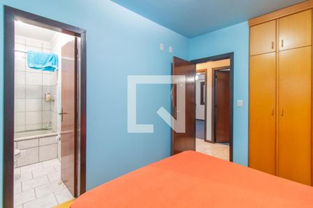 Quarto 1 -  Suíte de casa de condomínio à venda com 3 quartos, 118m² em Vila Nova, Porto Alegre