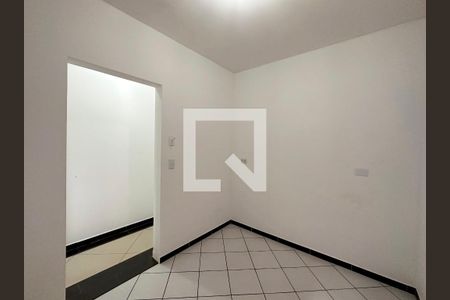 Quarto de kitnet/studio para alugar com 1 quarto, 25m² em Jardim Monte Azul, São Paulo