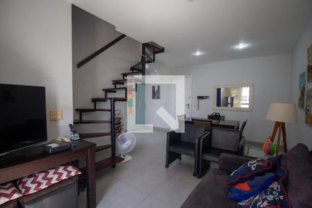 Sala de apartamento à venda com 2 quartos, 75m² em Recreio dos Bandeirantes, Rio de Janeiro