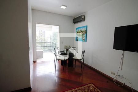 Sala de apartamento para alugar com 2 quartos, 70m² em Vila Suzana, São Paulo