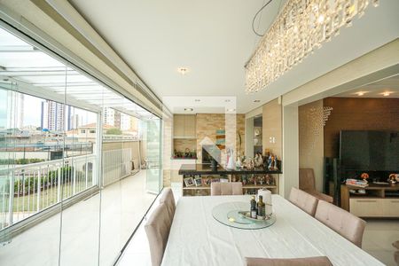 Varanda de apartamento à venda com 2 quartos, 190m² em Vila Carrão, São Paulo
