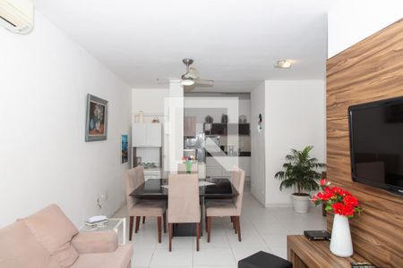 Sala de apartamento para alugar com 3 quartos, 138m² em Pr. das Asturias, Guarujá