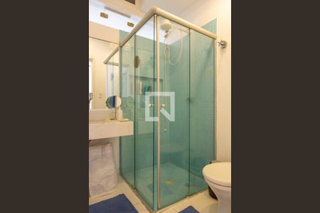 Apartamento para alugar com 138m², 3 quartos e sem vaga Apartamento para alugar com 138m², 3 quartos e sem vagaBanheiro 2