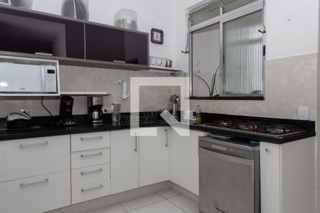 Apartamento para alugar com 138m², 3 quartos e sem vaga Apartamento para alugar com 138m², 3 quartos e sem vagaCozinha