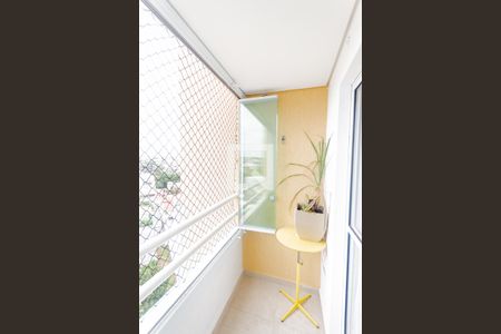 Varanda  de apartamento à venda com 2 quartos, 64m² em Vila Alto de Santo André, Santo André