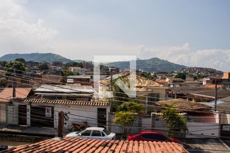 Vista  de casa à venda com 3 quartos, 220m² em Quintino Bocaiuva, Rio de Janeiro