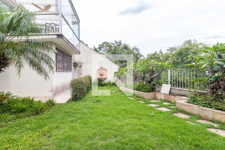 Casa à venda com 4 quartos, 350m² em Pacaembu, São Paulo