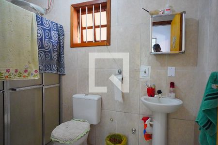 Banheiro de casa à venda com 3 quartos, 100m² em Rubem Berta, Porto Alegre