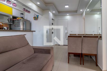 Sala de apartamento à venda com 2 quartos, 45m² em Vila Taquari, São Paulo