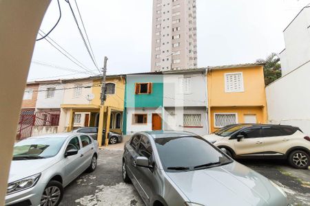 Vista da Sala de casa à venda com 2 quartos, 120m² em Vila Bertioga, São Paulo